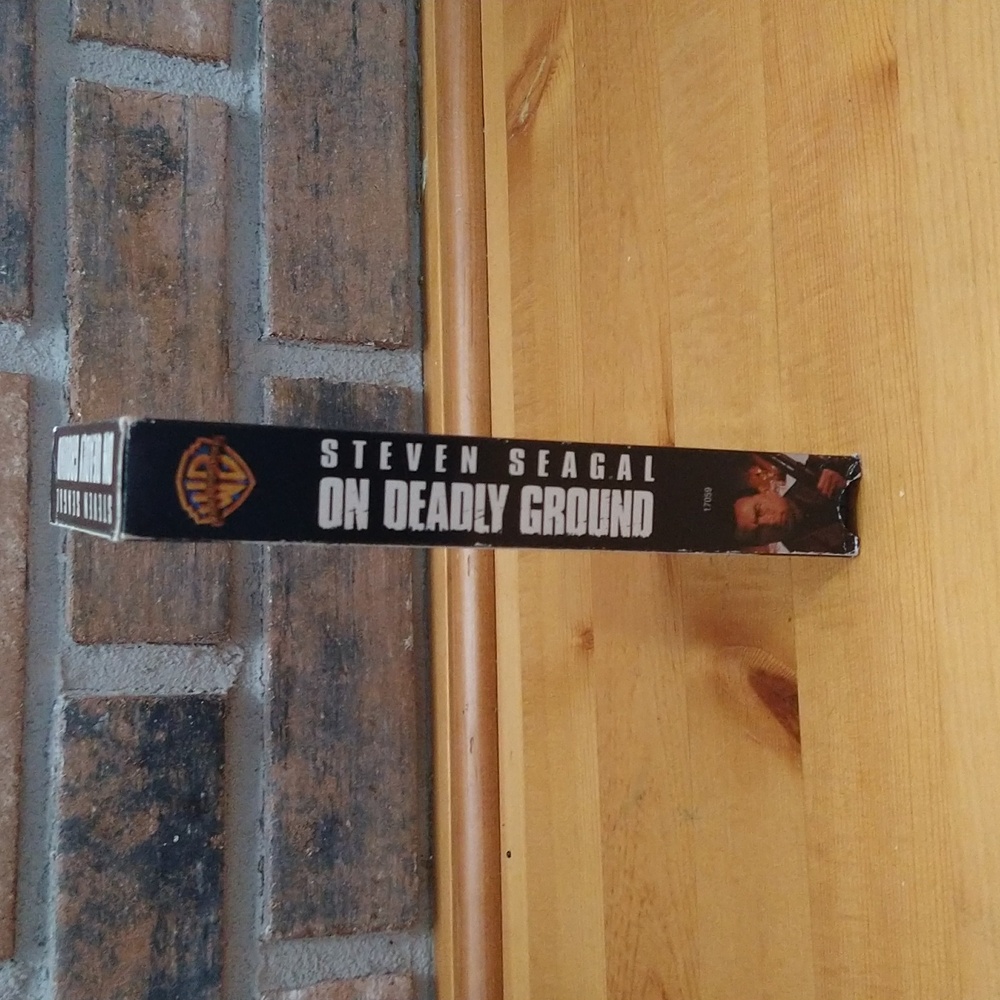 On Deadly Ground Vhs tape - Picture 3 of 6